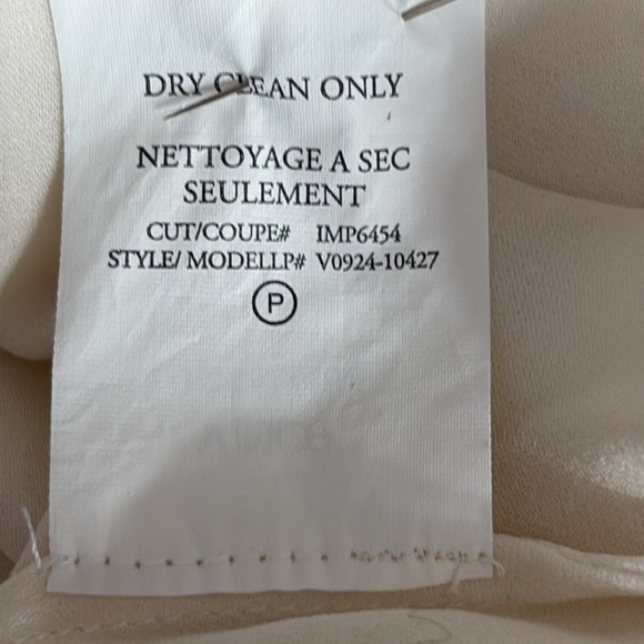 Vince 100% Silk Dolman Short Sleeve Blouse in Ivory - Size Small - Picture 6 of 6